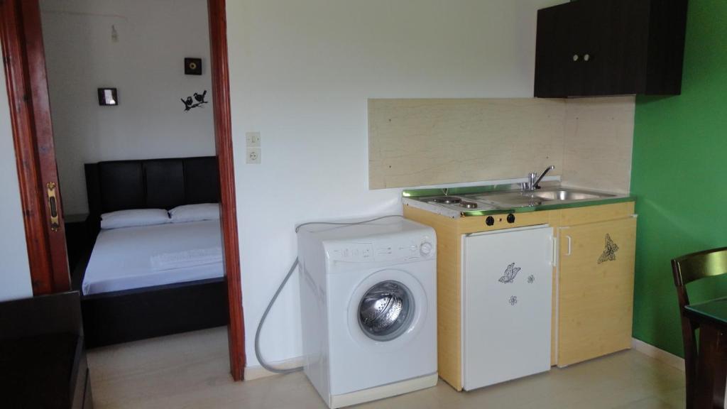 Manos Apartments อายิโอสนิโกลาโอส ภายนอก รูปภาพ