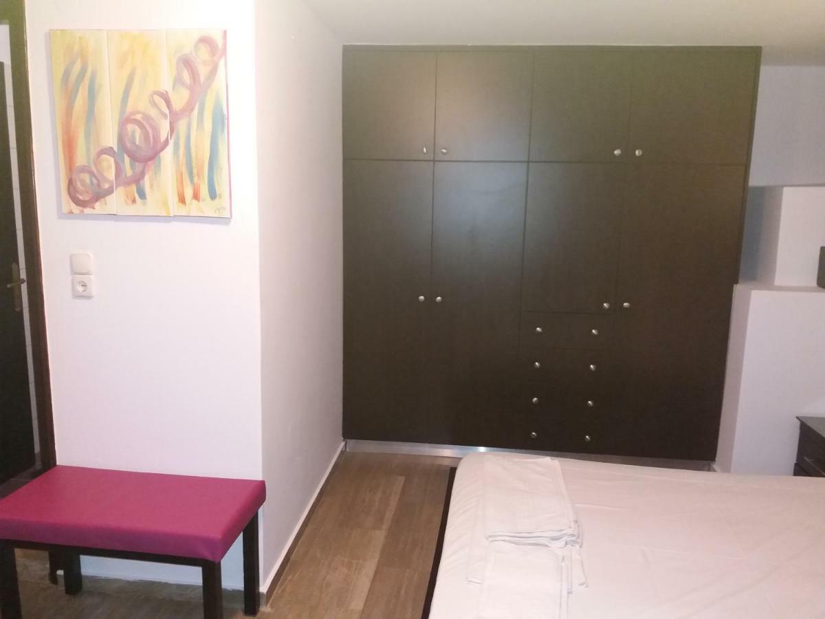 Manos Apartments อายิโอสนิโกลาโอส ภายนอก รูปภาพ